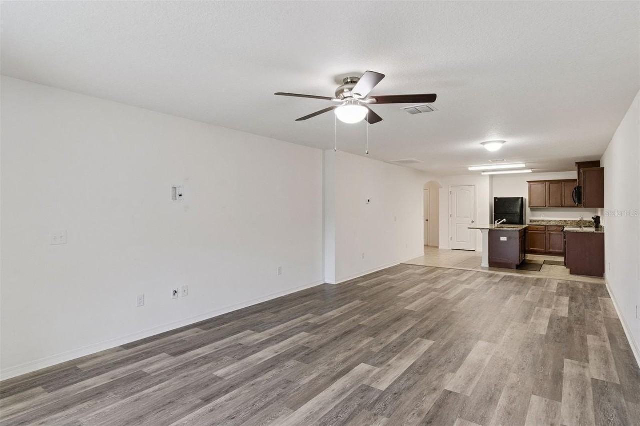 5771 Lacar Way - Photo 7 of 36
