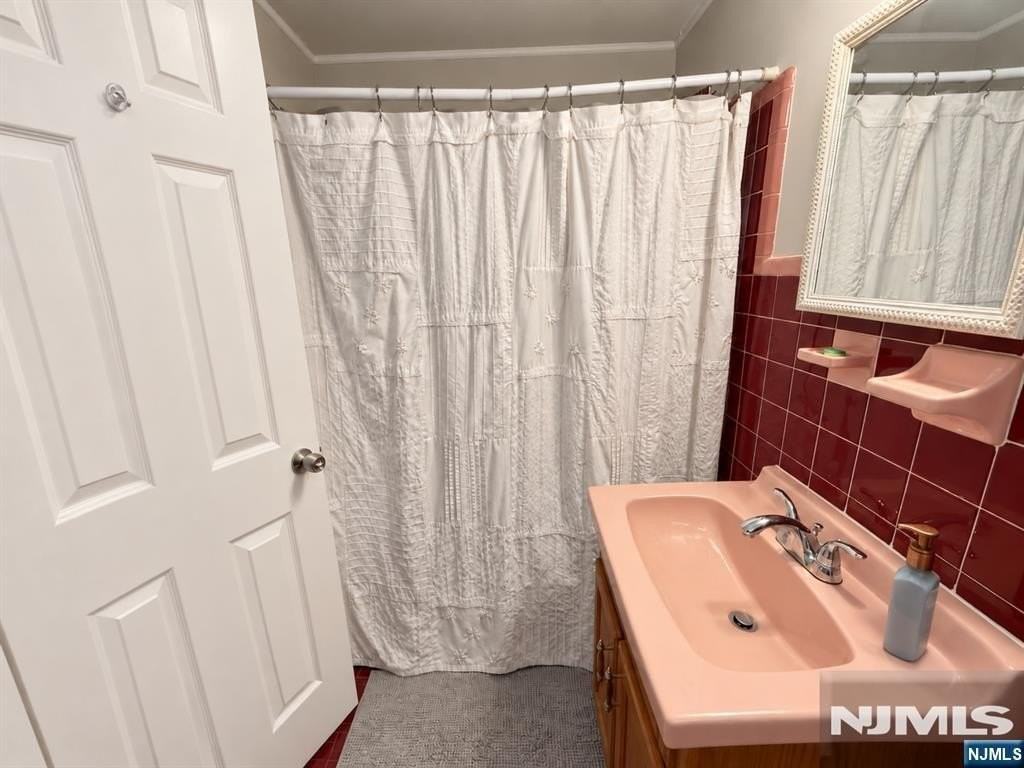 57 Myron St #2 - Photo 5 of 7