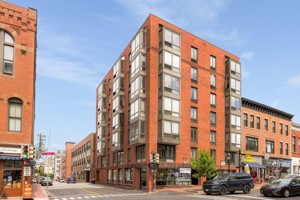 featured image of 55 Congress St #702