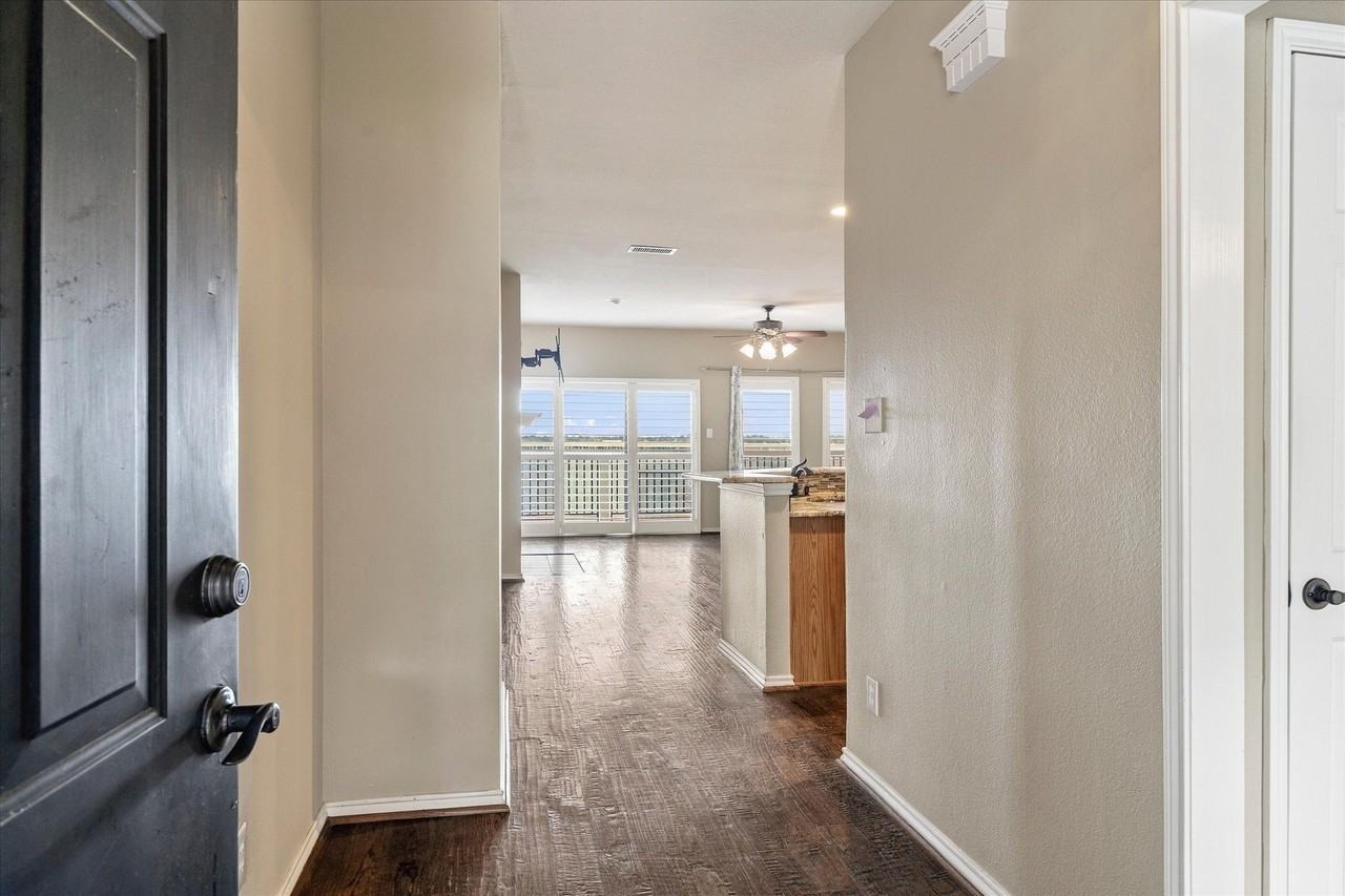 1806 Signal Ridge Pl - Photo 4 of 26