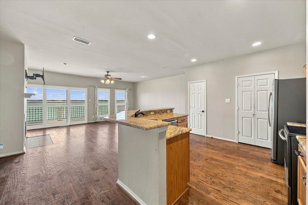 1806 Signal Ridge Pl - Photo 5 of 26