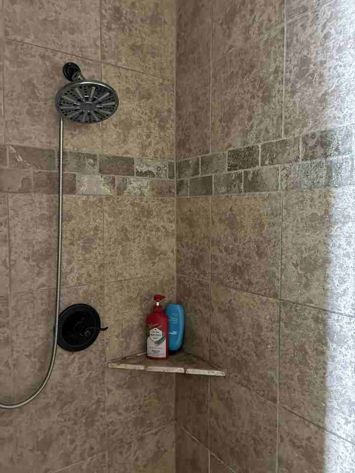 5703 Nw Lady Marna Ave - Photo 6 of 16