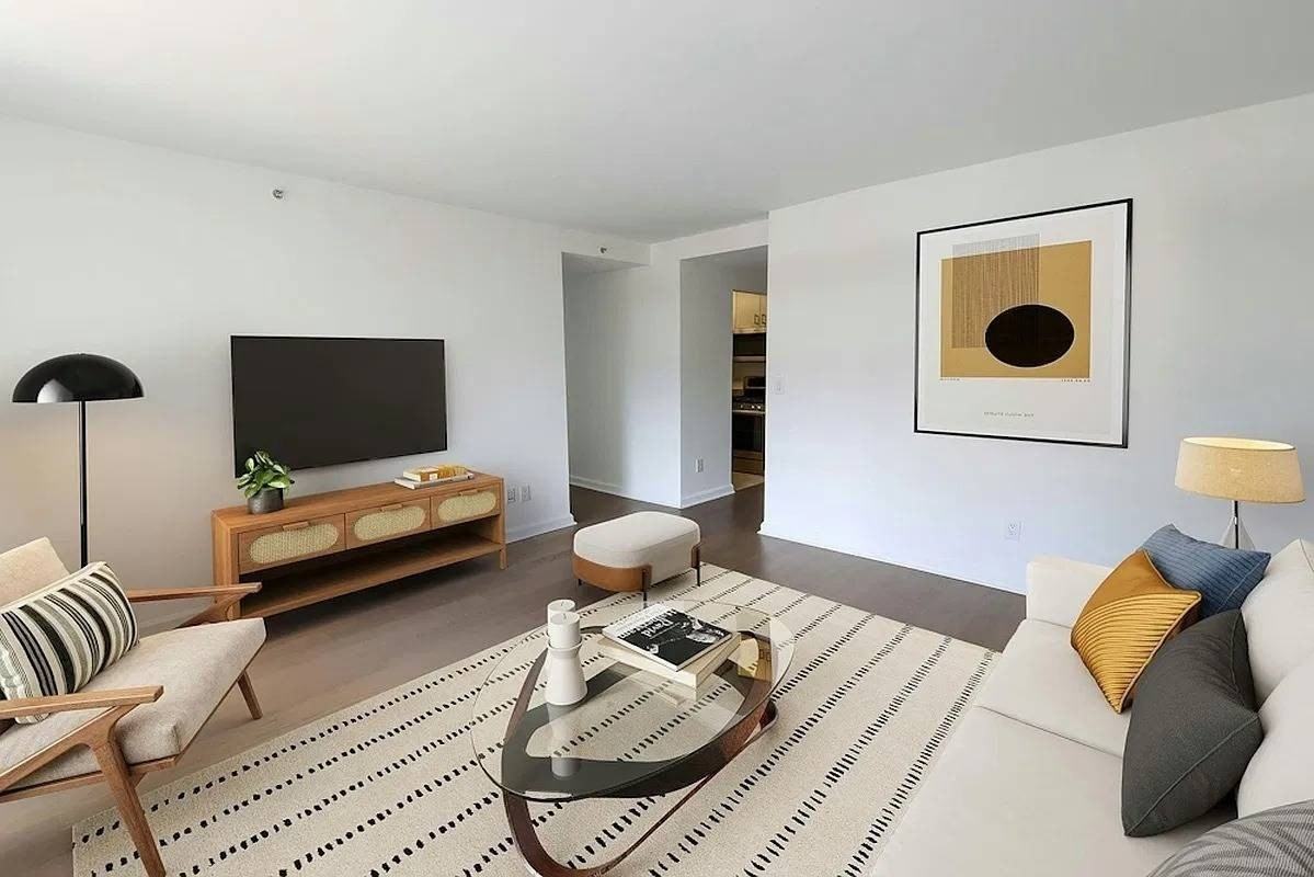 500 W 56th St #1601 - Photo 3 of 18