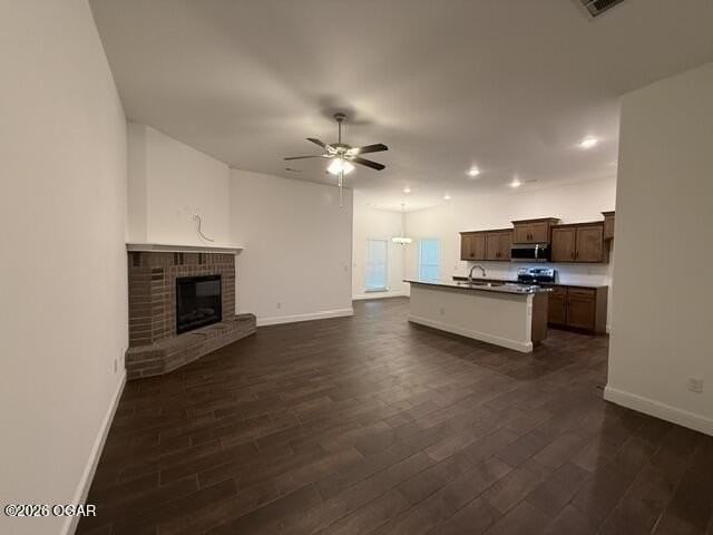 810 Delaney Dr - Photo 2 of 19