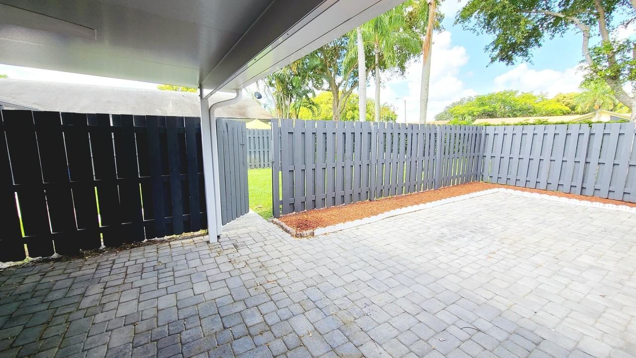 1188 Shibumy Cir #C - Photo 2 of 19