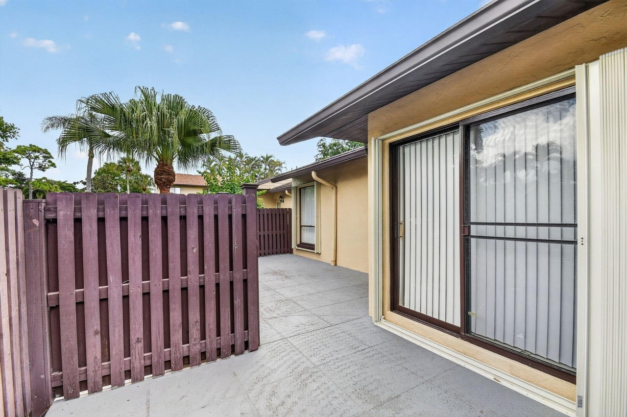 604 Sea Pine Way #C - Photo 7 of 50