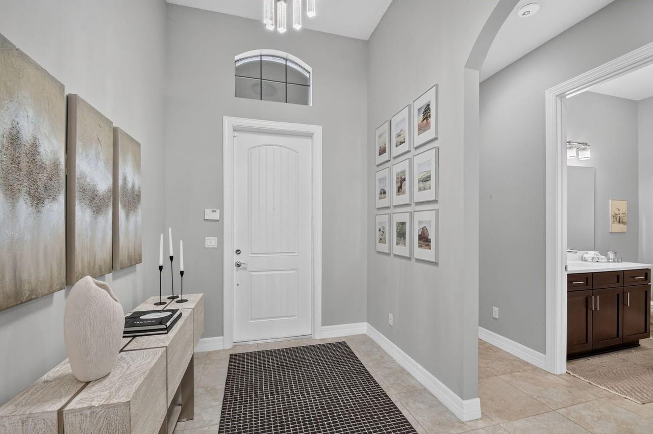 4637 Siena Cir - Photo 5 of 44