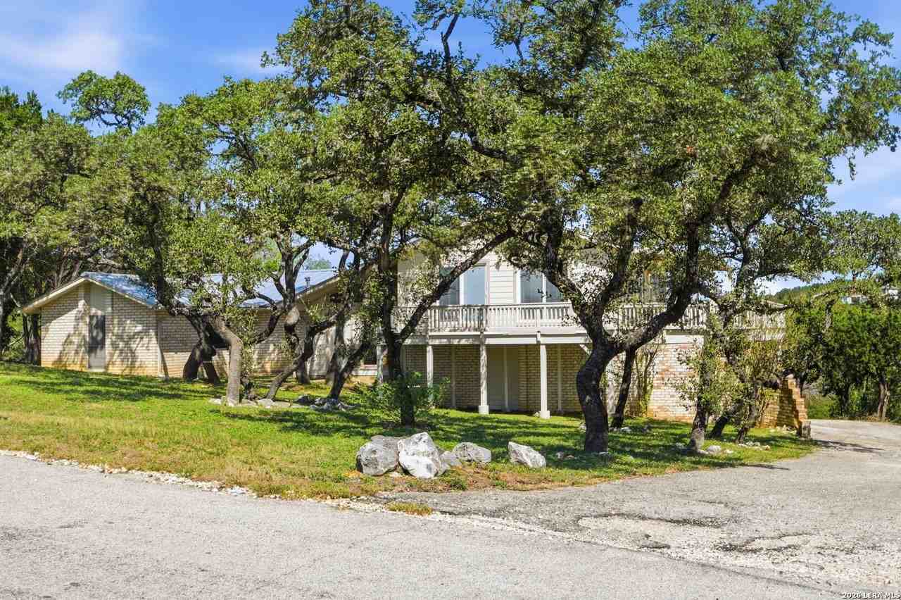 16202 Purple Sage Rd - Photo 2 of 38