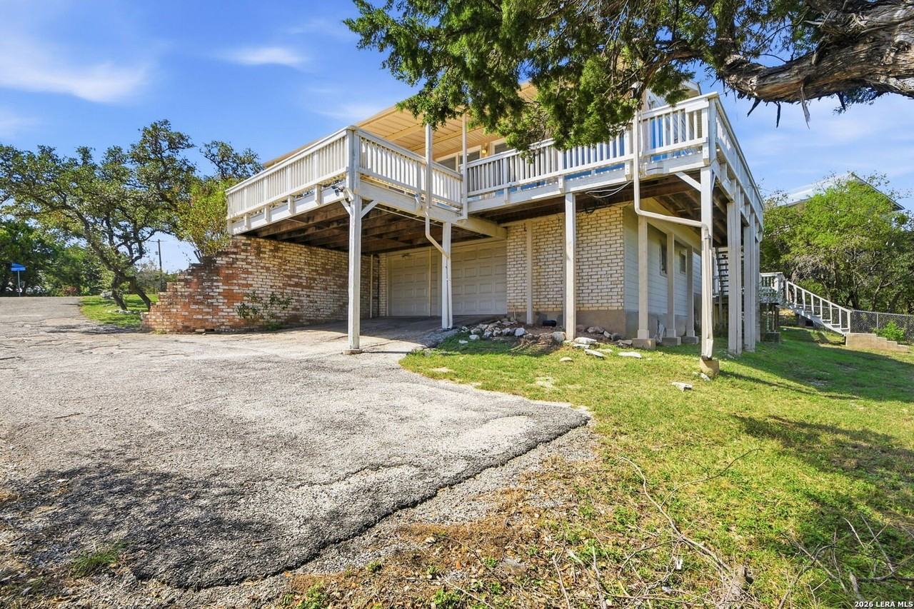 16202 Purple Sage Rd - Photo 5 of 38