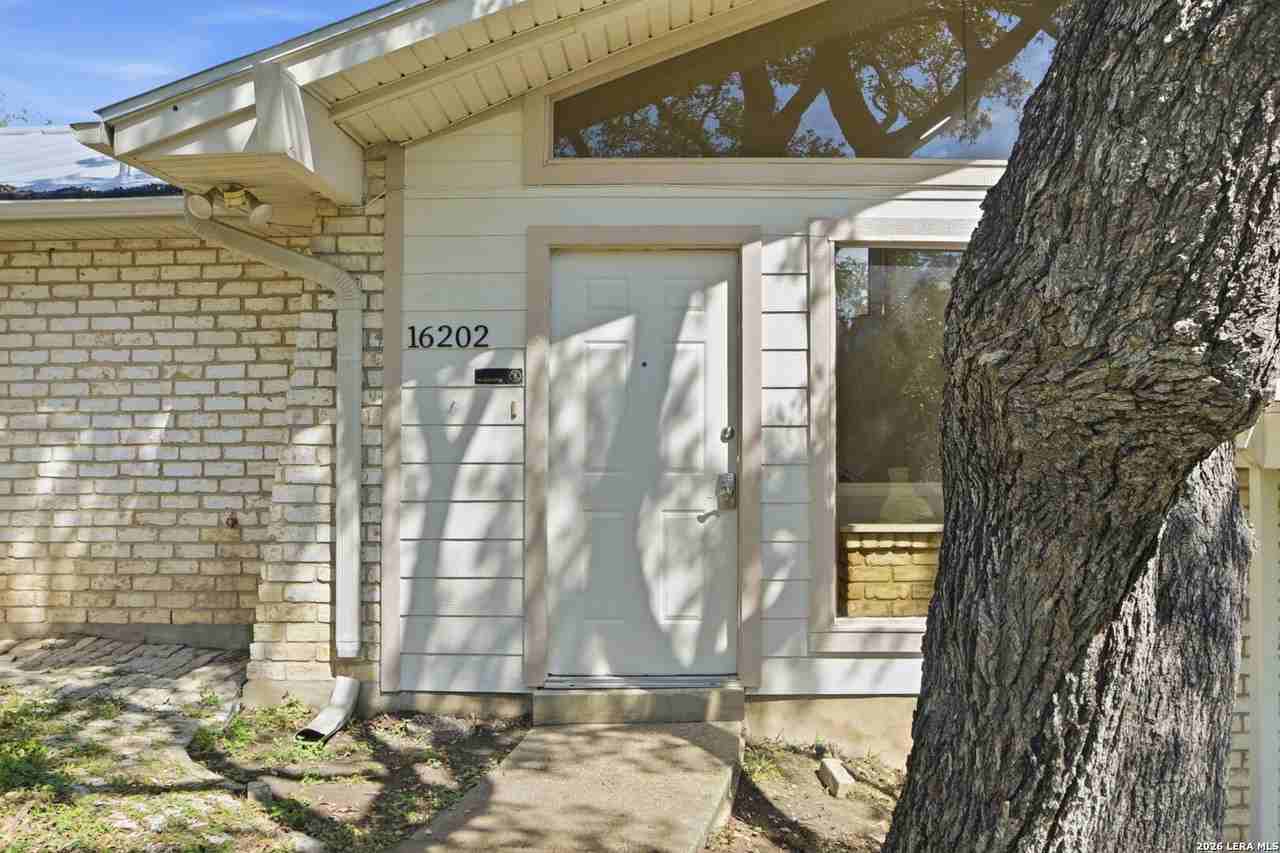 16202 Purple Sage Rd - Photo 6 of 38
