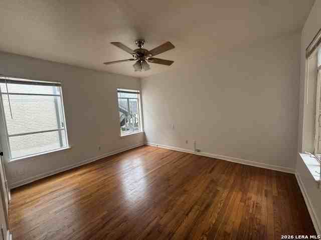 1031 Shook Ave - Photo 5 of 7