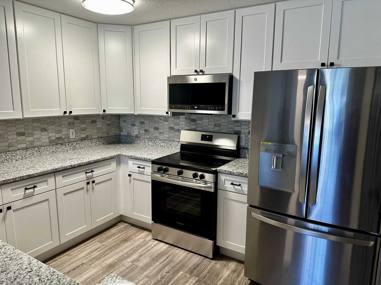 1810 Long Iron Dr #302 - Photo 6 of 24