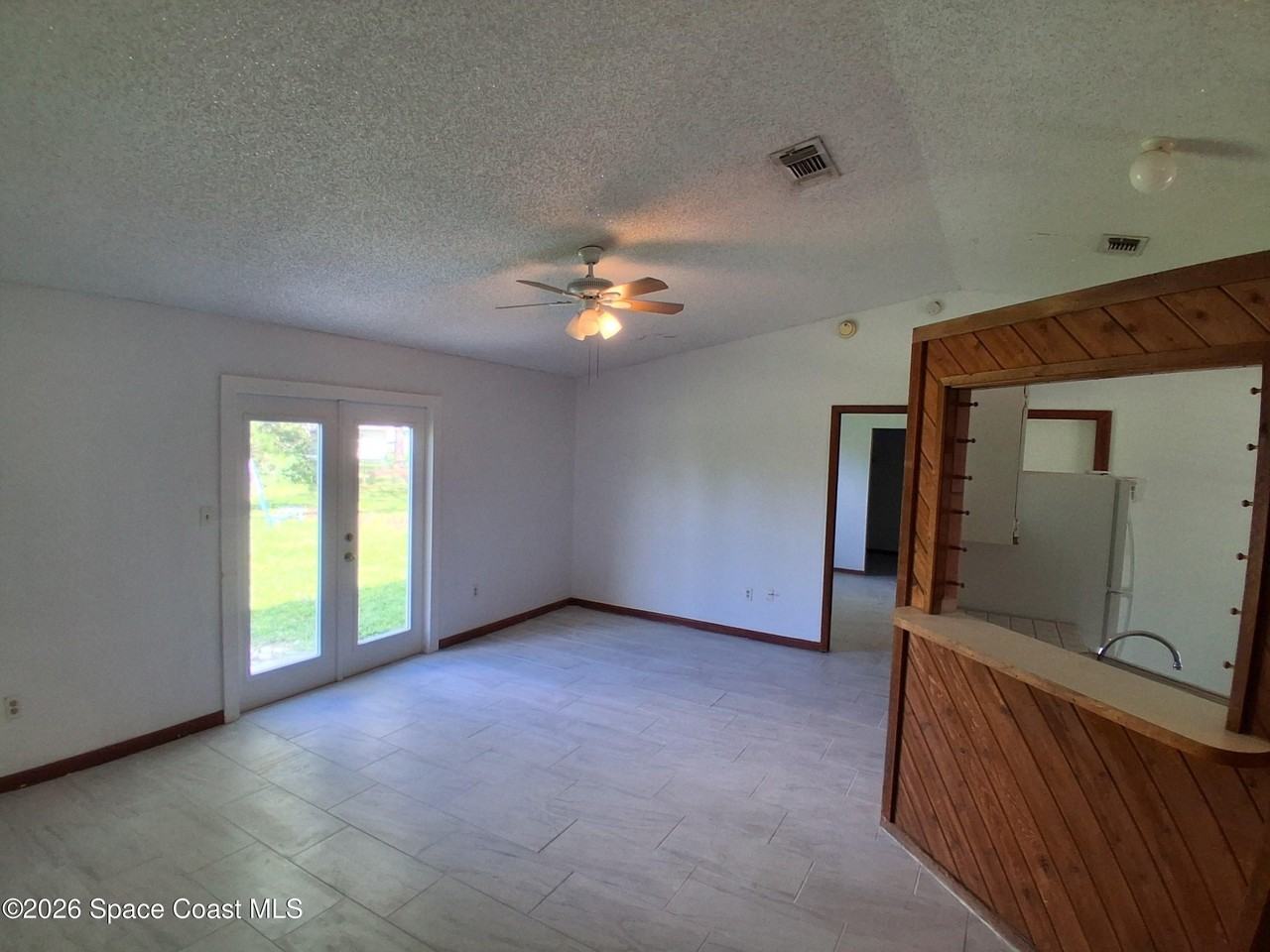 1224 Logan Ave Nw - Photo 4 of 18