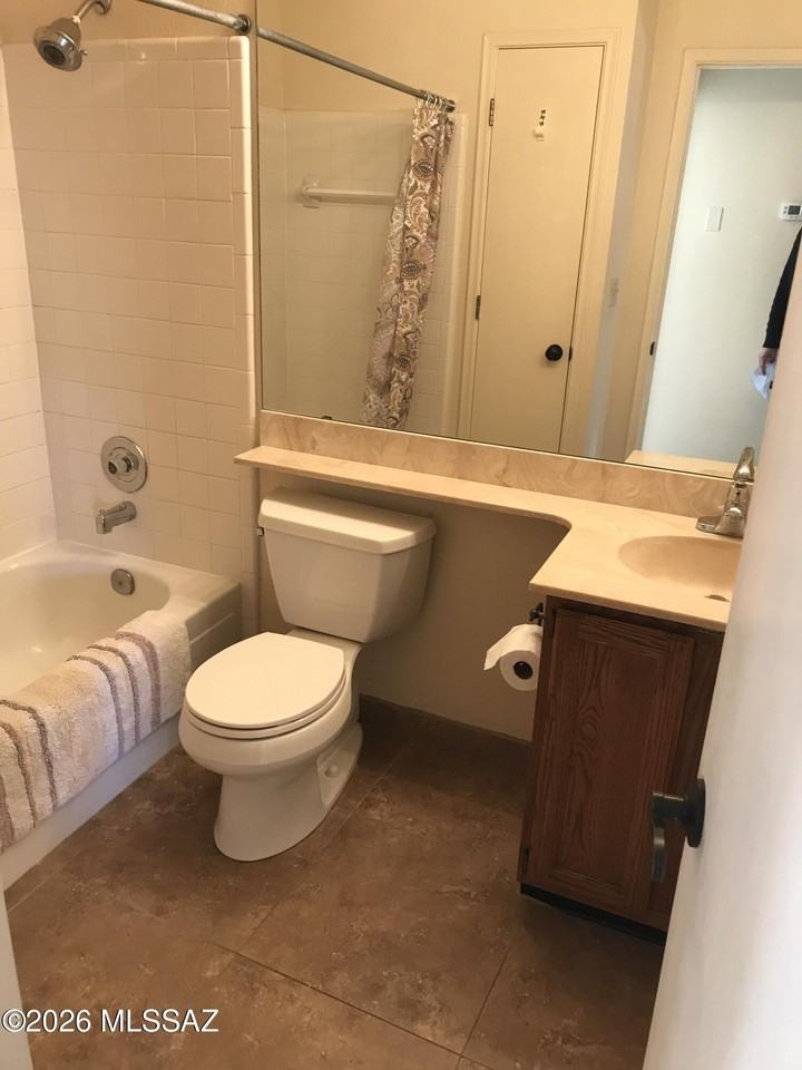 2760 W Daffodil Pl - Photo 7 of 12