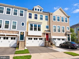 featured image of 7521 Calais Way