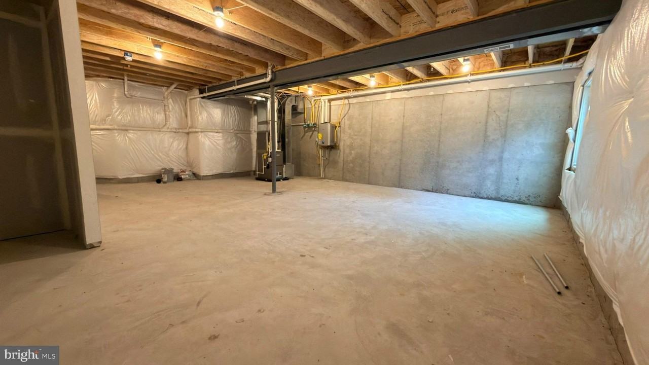 14 Shamrock Cir - Photo 2 of 13
