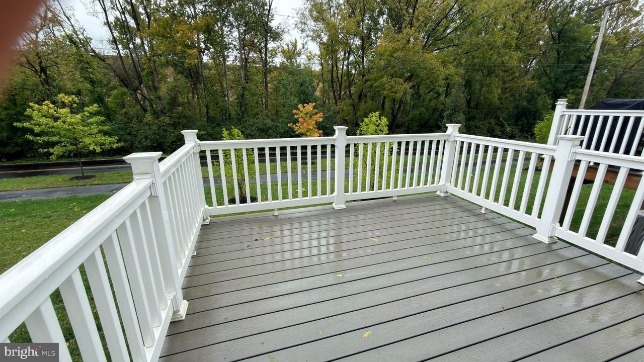 14 Shamrock Cir - Photo 4 of 13