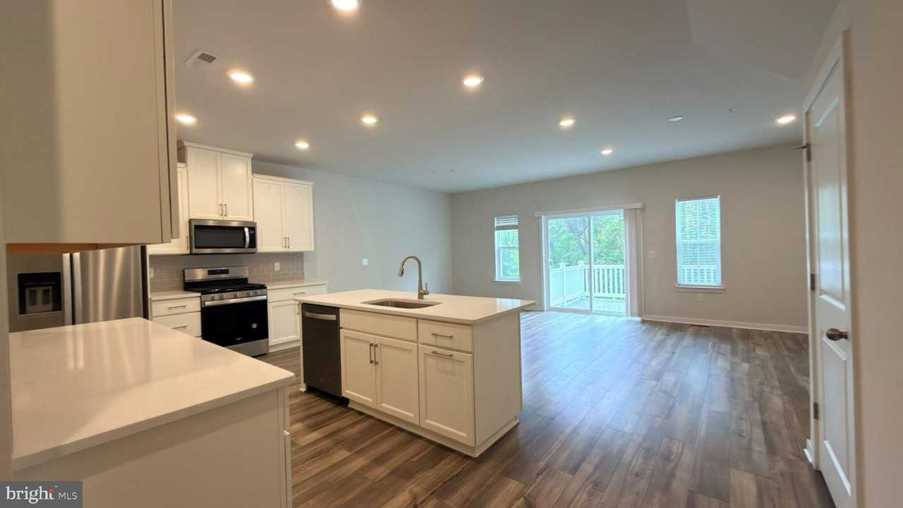 14 Shamrock Cir - Photo 7 of 13