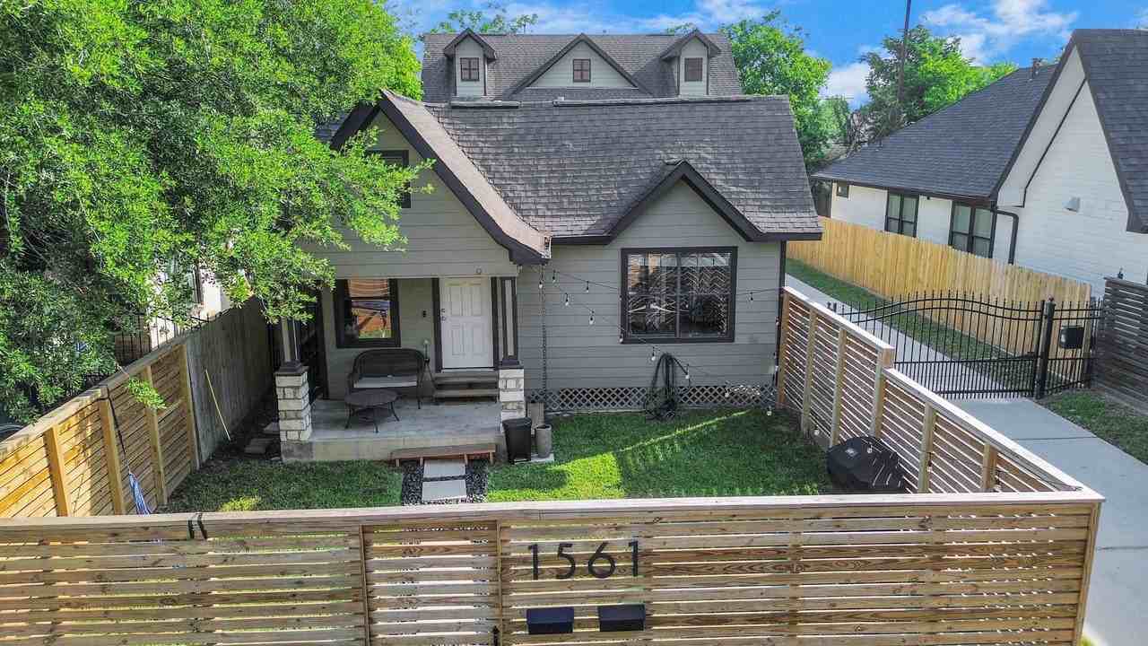 1561 Scharpe St #A - Photo 3 of 18