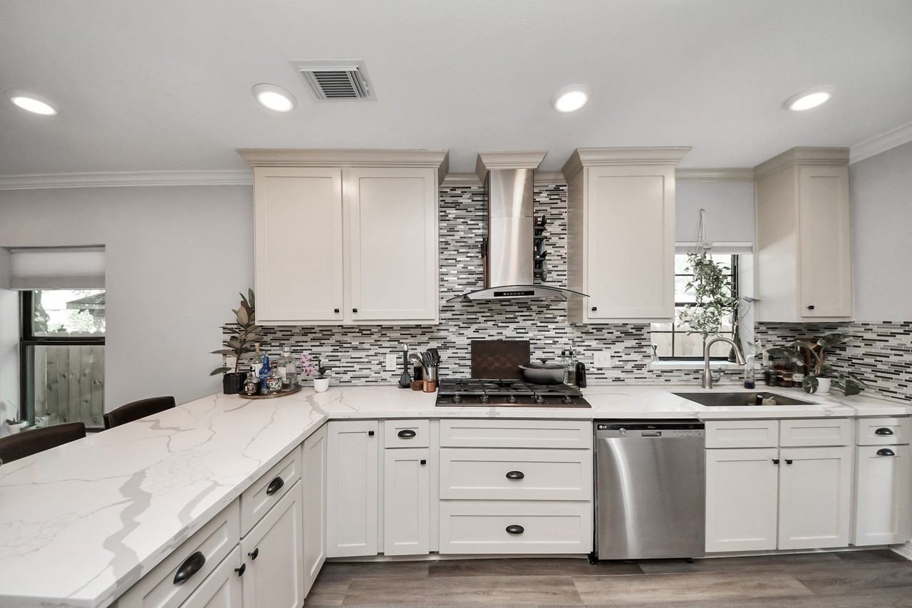 1561 Scharpe St #A - Photo 5 of 18