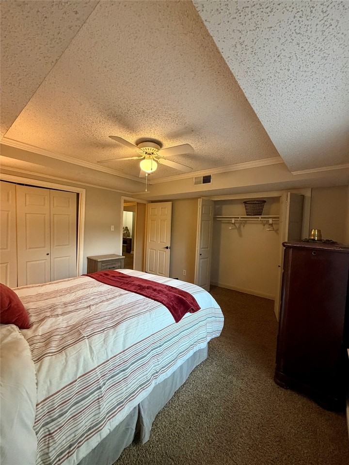 8299 Kingsbrook Rd - Photo 5 of 9