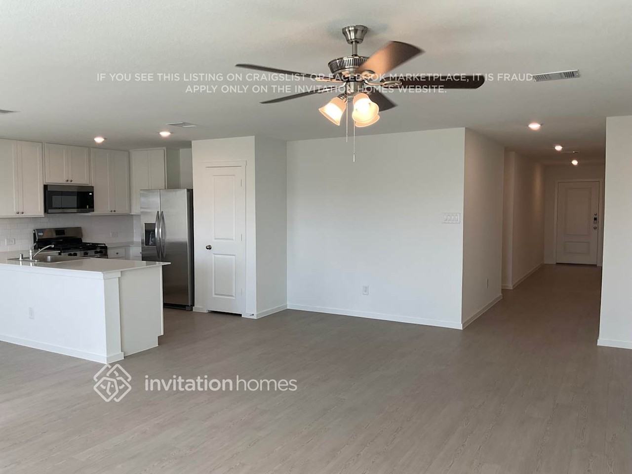 3220 Valentia Ln - Photo 2 of 16