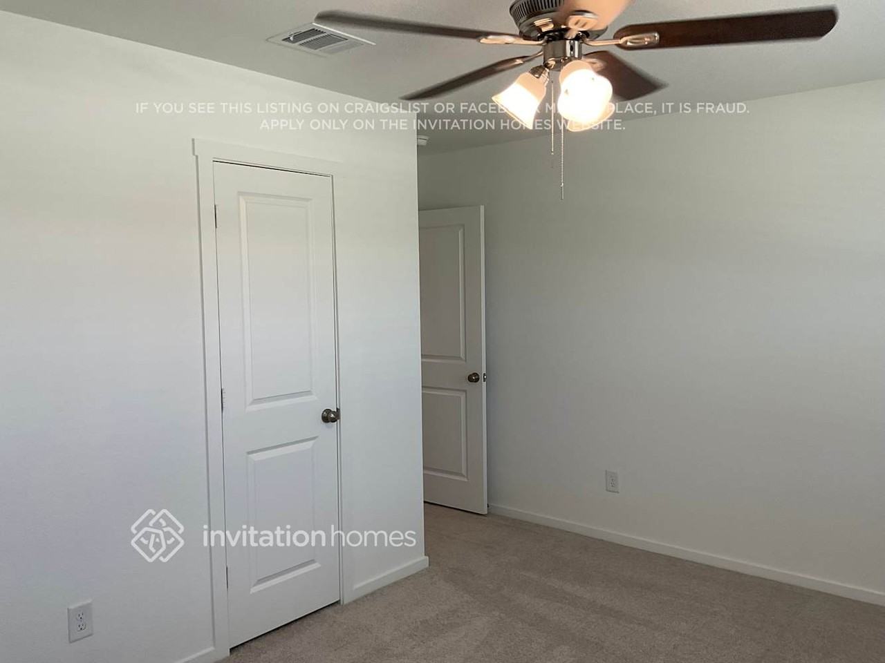3220 Valentia Ln - Photo 6 of 16