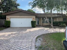 6010 Ne 14th Rd - Photo 1 of 1