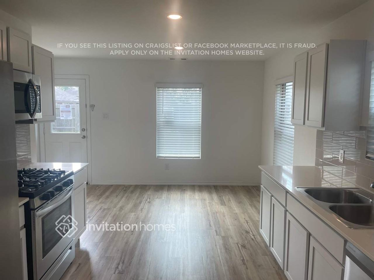 22316 Stoney Ravine Dr - Photo 5 of 15