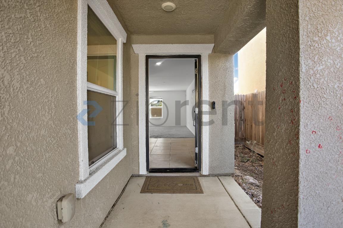 4508 Lindsey Ln - Photo 7 of 49