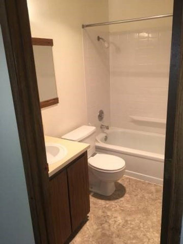 2310 E Q Ave #43 - Photo 2 of 10