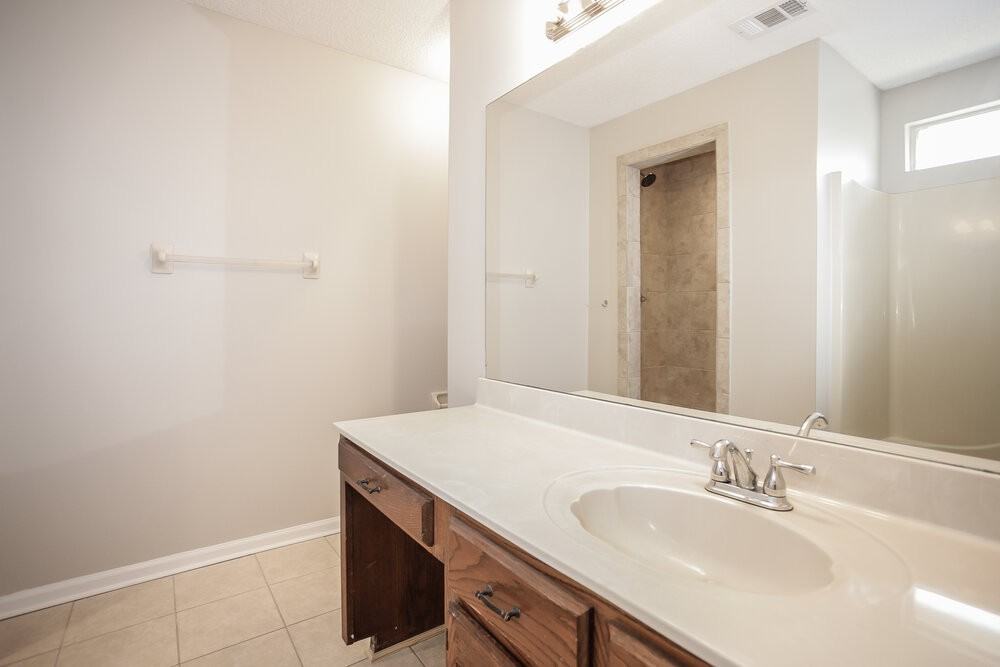 9546 Daly Dr - Photo 7 of 14