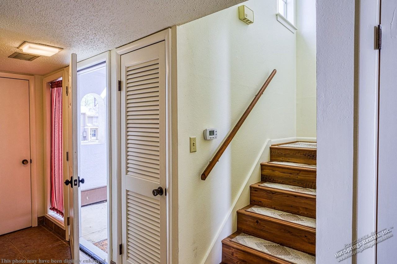 120 Emperado Way - Photo 4 of 29