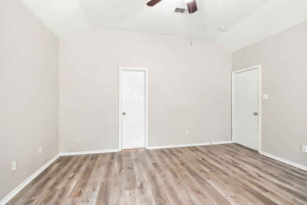 11927 Belle Ct - Photo 7 of 16