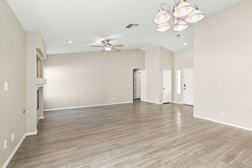 430 Don Pedro Cir - Photo 4 of 16