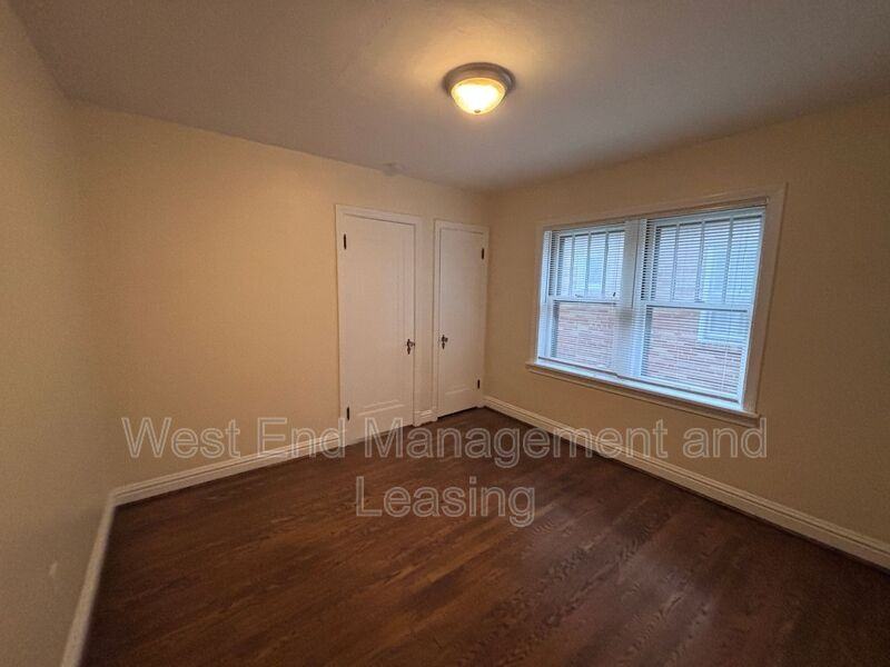 6401 Pernod Ave - Photo 5 of 9