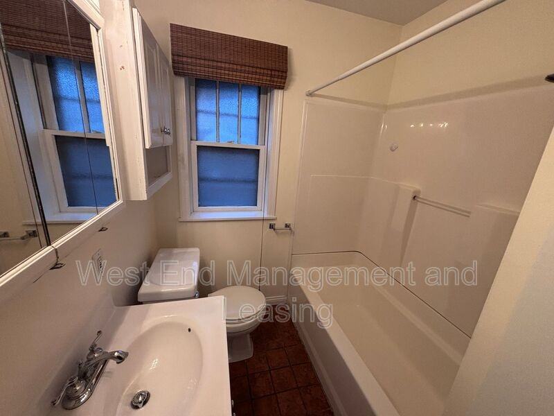6401 Pernod Ave - Photo 6 of 9