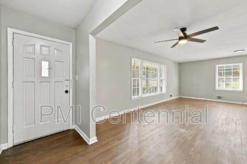 3438 Springside Dr - Photo 5 of 33
