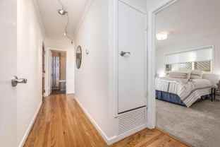 1354 Oakhurst Ave - Photo 1 of 1