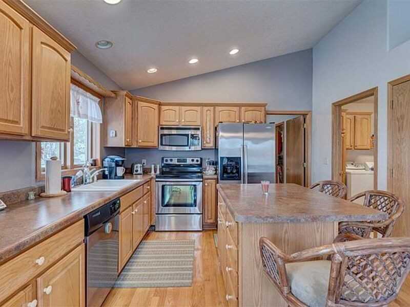 2412 5th Ave - Photo 5 of 21