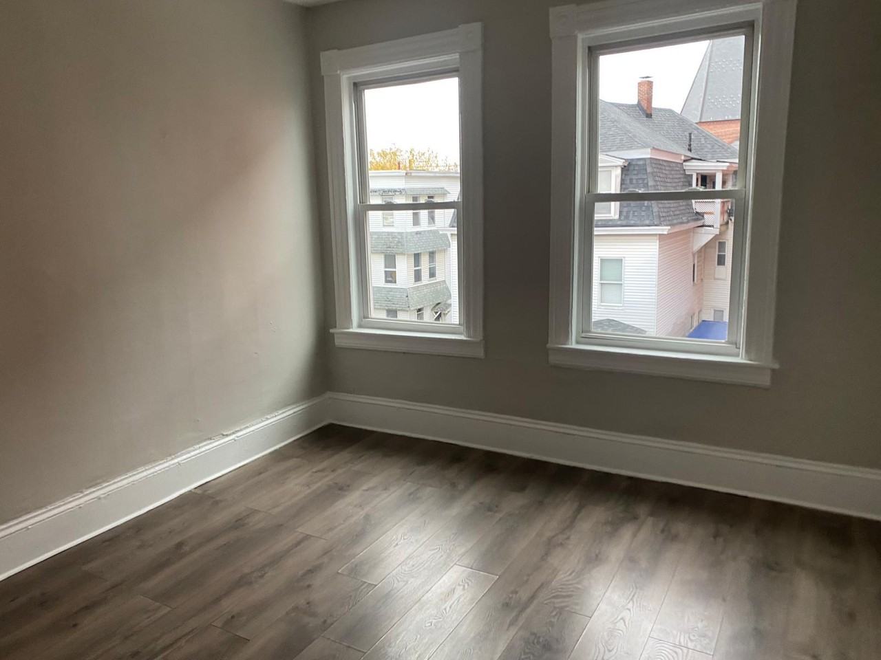 269 - 273 Cedar Street - Photo 7 of 22