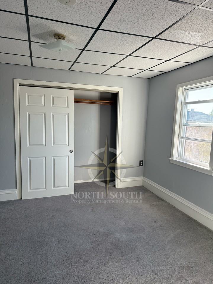 367 Winter Street / 530 Maple Street Fall River - Photo 3 of 8