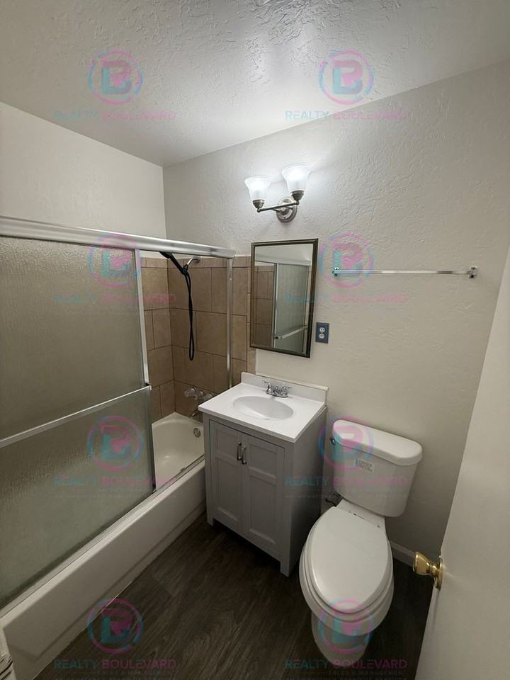 1137 Arnold Dr - Photo 5 of 10