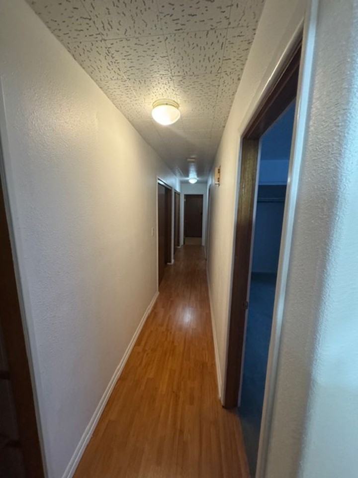 1422 O St - Photo 4 of 8