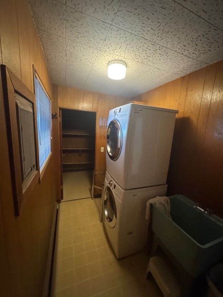 1422 O St - Photo 6 of 8