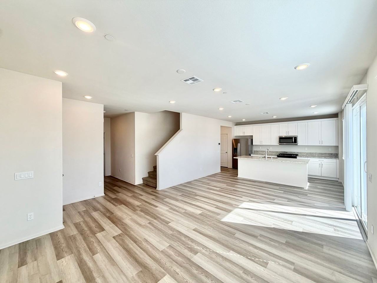 31799 Woodbank Way - Photo 6 of 42