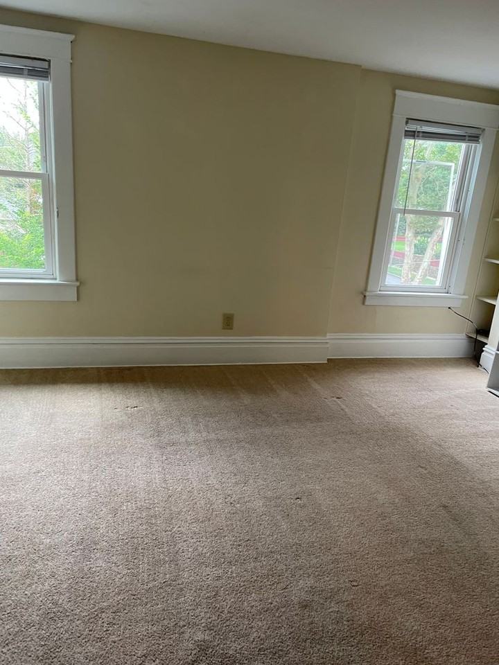 724 W College Ave #3 - Photo 6 of 26