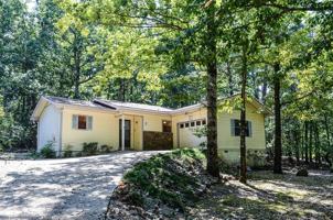 featured image of 6 Vilaseca Ln