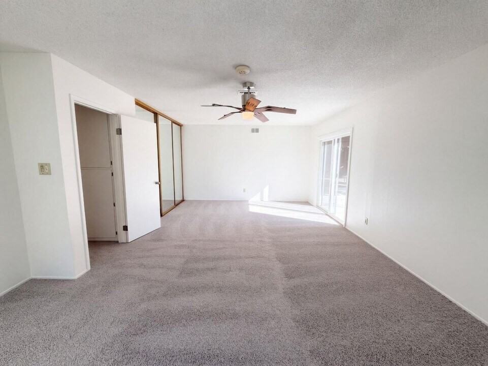 6801 Havenhurst Drive - Photo 6 of 7