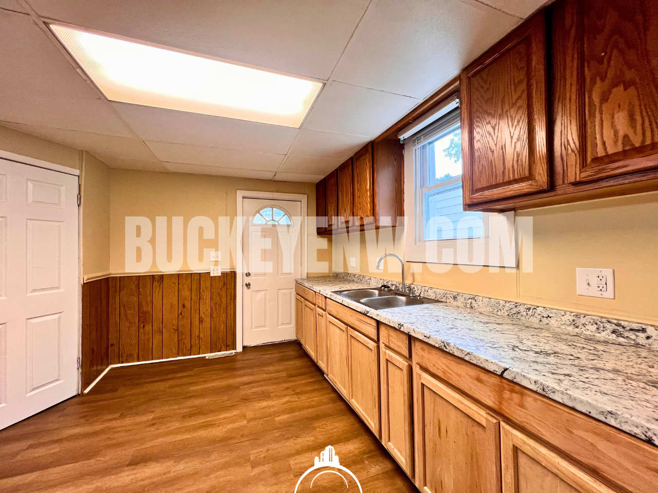 520 Raymer Blvd - Photo 7 of 13